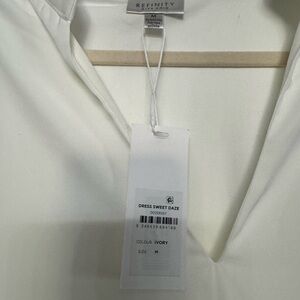 Finity Women’s Ivory Dress